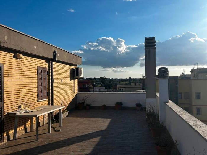 Appartamento trilocale in vendita in Via Virgilio Calamelli, Torre Angela, Roma
