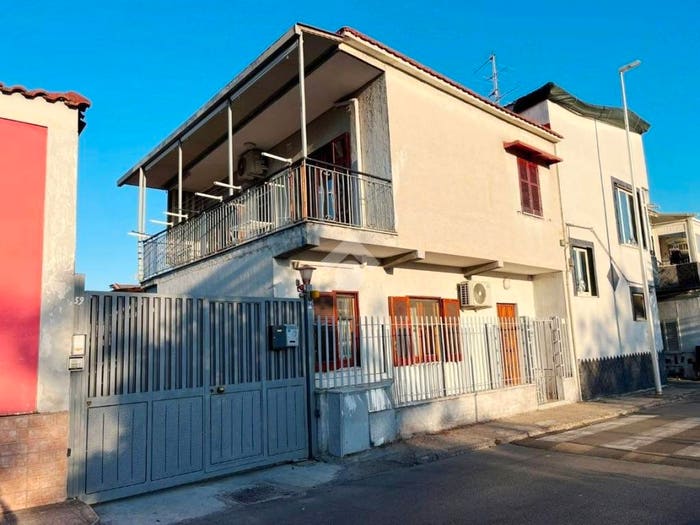 Appartamento trilocale in vendita in Via Degli Archi Augustei, Cavallaro Li Dottori, Sant'Anastasia
