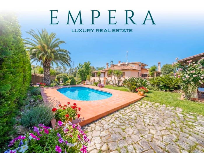 Casa con 6 locali in vendita in Via Ugo Fontanatetta, Borgata Aurelia, Civitavecchia