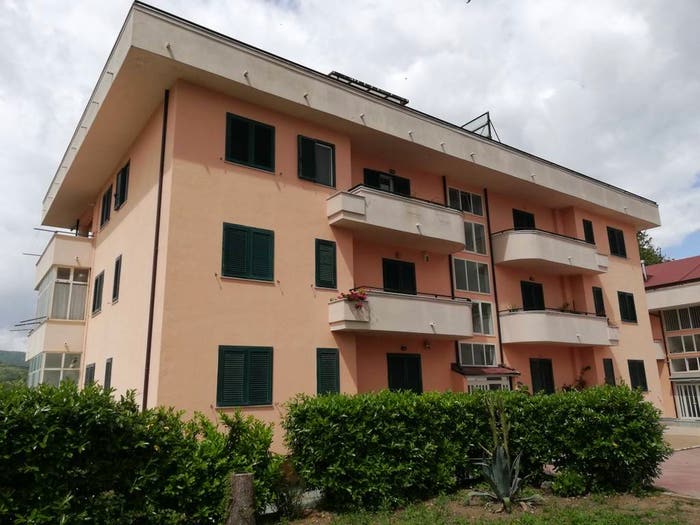 Appartamento con 5 locali in vendita in Via Volturno, Amorosi