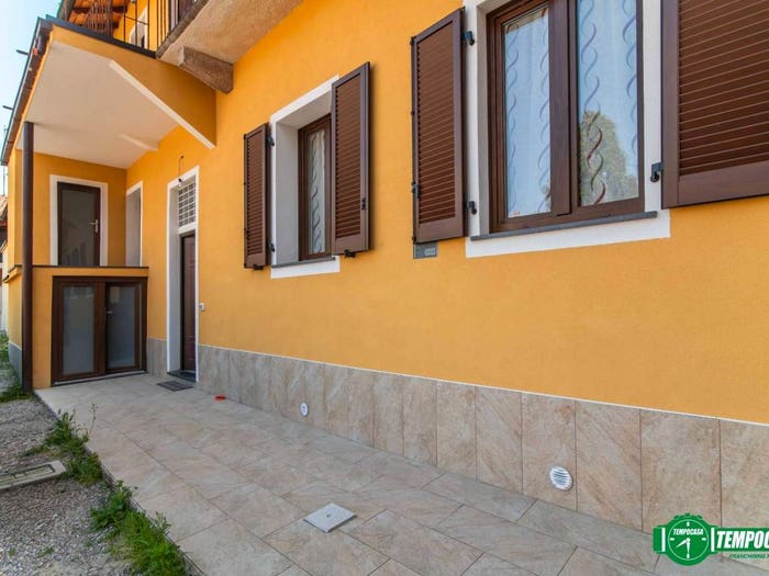 Appartamento bilocale in vendita in Via Sant'Anna, Centro, Arese