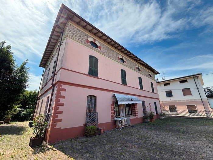 Casa con 6 locali in vendita in Via Settembre, Centro, Ghedi