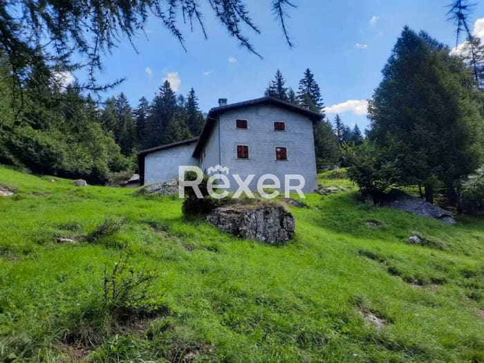 Casa con 6 locali in vendita in Località Calaioni, San Domenico, Varzo