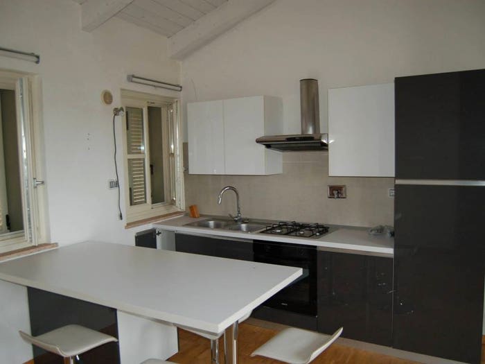 Appartamento bilocale in vendita in Via Giuseppe Avezzana, Centro Storico, Chieri