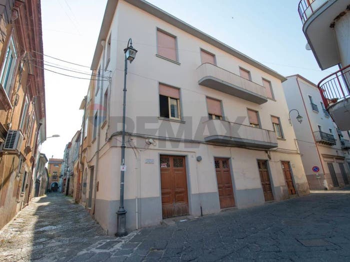 Casa con 6 locali in vendita in Via Roma, Centro, Carinola