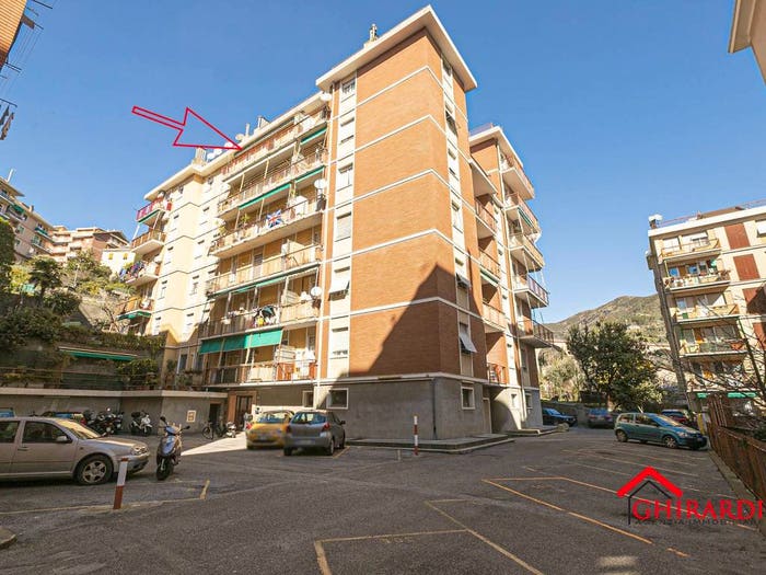 Appartamento bilocale in vendita in Piazza Silvio Arrivabene, Sestri Ponente, Genova