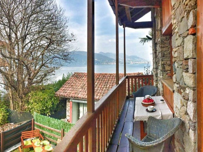 Casa trilocale in vendita in Via Roncaro, Centro, Baveno