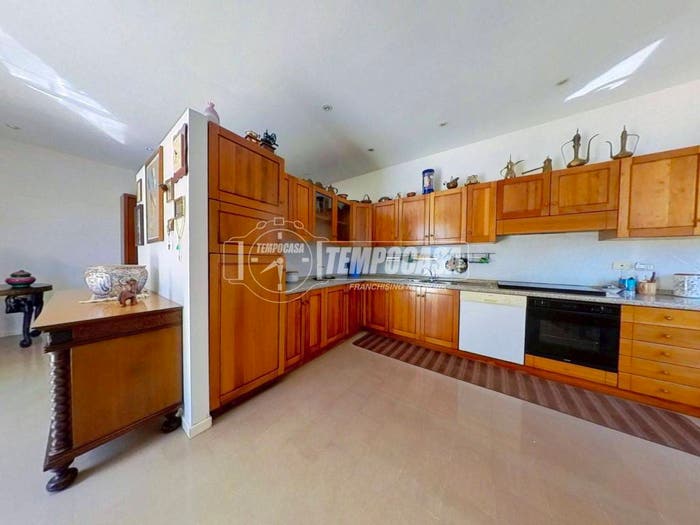 Appartamento trilocale in vendita in Via Monti Sibillini, Villa Luciani, Montegranaro