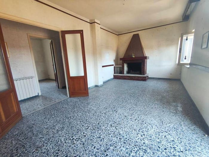 Appartamento con 6 locali in vendita in Via Sarzanese, Maggiano San Macario, Lucca