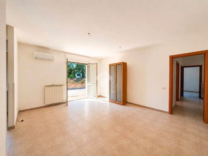 Appartamento trilocale in vendita in Via dei battellieri, Orte