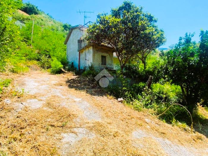 Casa quadrilocale in vendita in Via Sottopromintesta, Centro, Paola