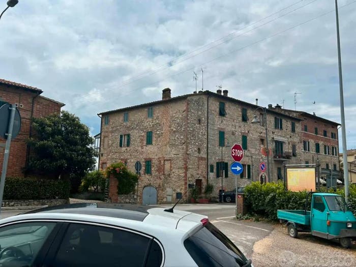 Appartamento trilocale in vendita in Via del Chianti, Centro, Castelnuovo Berardenga