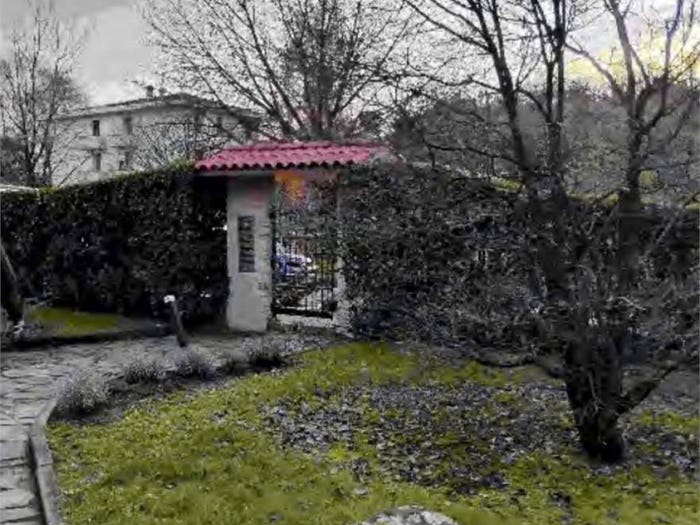 Appartamento trilocale in vendita in Via Trieste, Buguggiate