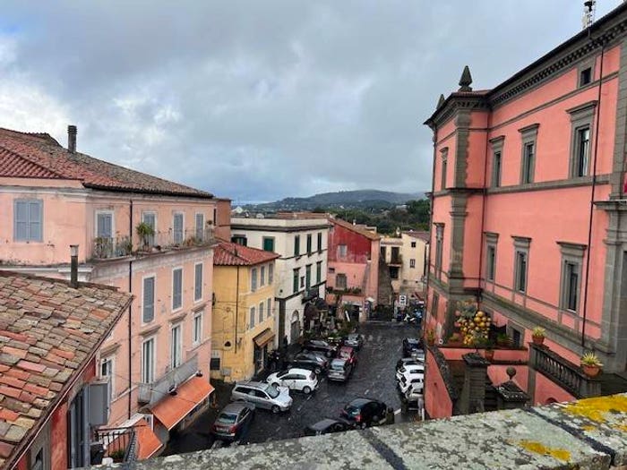 Appartamento quadrilocale in vendita in Largo Guglielmo Oberdan, Centro, Marino
