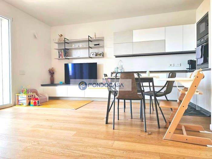 Appartamento trilocale in vendita in Via Flavio Gioia, Monte Rosa Lotto, Milano