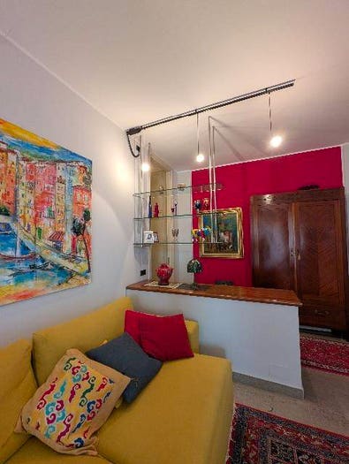 Appartamento bilocale in vendita in Via Giardini, Centro, Marnate