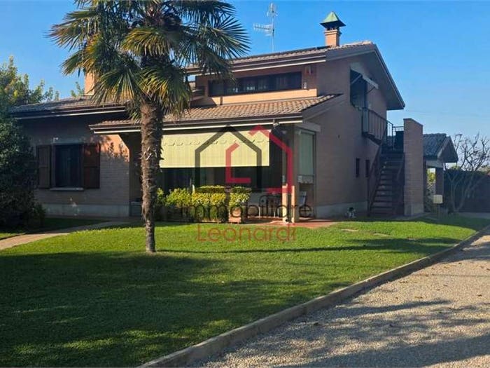 Casa con 6 locali in vendita in Via canale dell' erba, San Martino in Rio