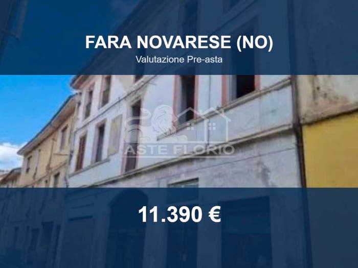 Appartamento trilocale in vendita in Via Tosalli, Fara Novarese