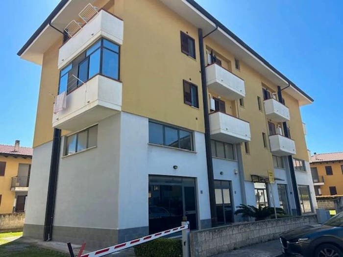 Appartamento quadrilocale in vendita in Traversa Monsignor Giovanni Apa No Number, Santa Maria, Catanzaro