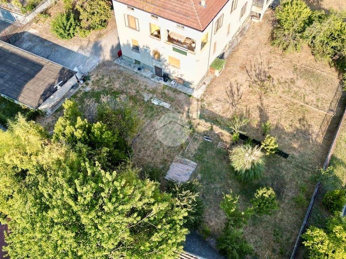 Appartamento con 5 locali in vendita in Via fratelli cairoli, Centro, Fidenza