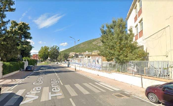 Casa con 6 locali in vendita in Via Pasquale Tenga, San Leucio Briano, Caserta
