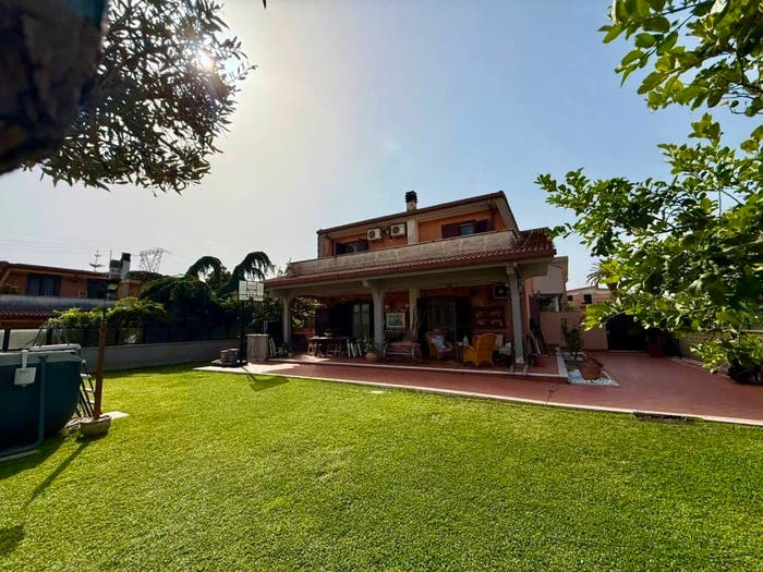 Casa con 5 locali in vendita in Via Oceano Pacifico, Torvaianica Alta, Pomezia