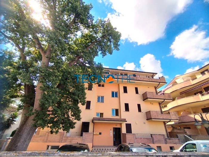 Appartamento quadrilocale in vendita in Via Gabriele D'Annunzio, Corropoli