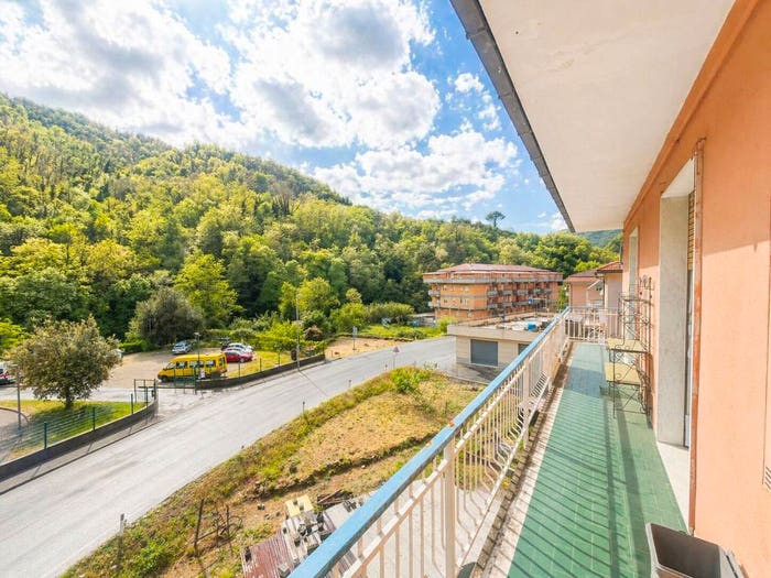 Appartamento con 6 locali in vendita in Via Aldo Moro, Conscenti, Ne