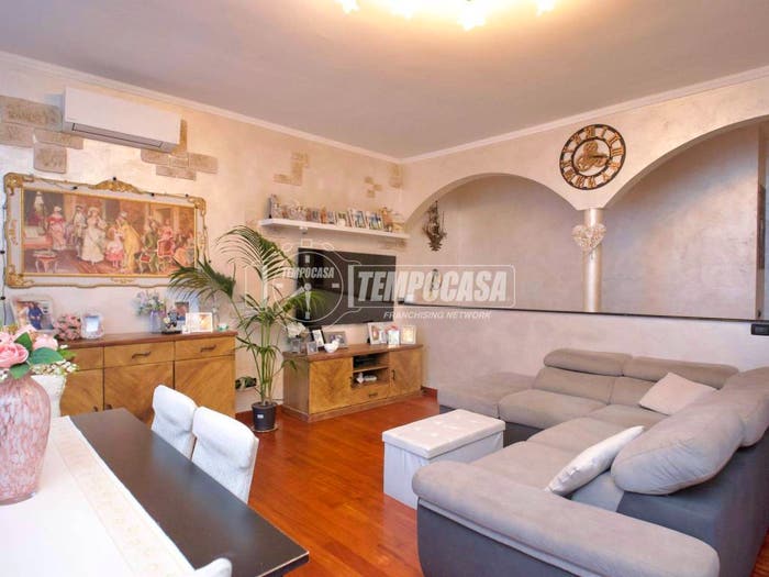 Appartamento quadrilocale in vendita in Via Ada Negri, Cascina del Sole Cassina Nuova, Bollate