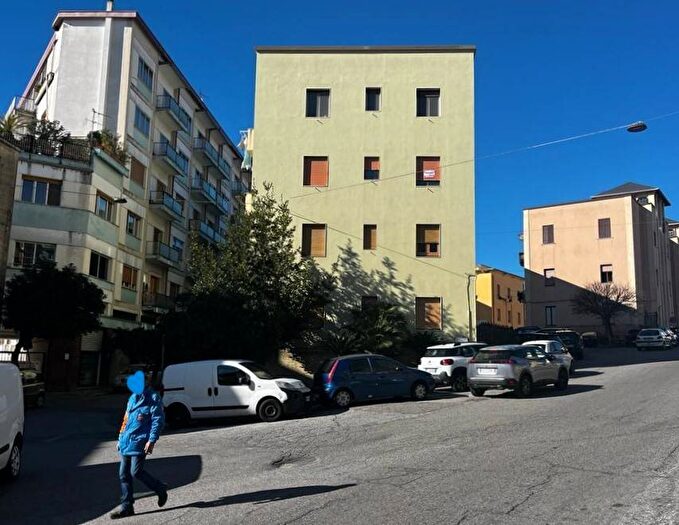 Appartamento quadrilocale in vendita in Via Elvidio Borelli, San Leonardo, Catanzaro