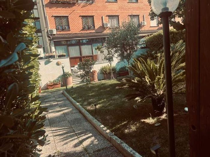 Appartamento quadrilocale in vendita in Via Macherio, Labaro, Roma