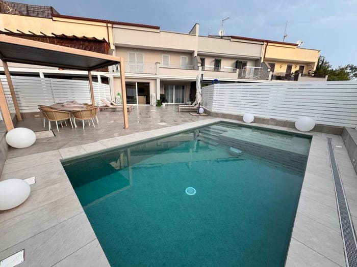 Casa con 5 locali in vendita in Via Staffetta, Lago Patria, Giugliano in Campania