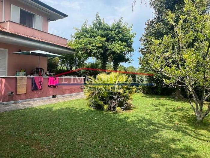 Casa con 6 locali in vendita in Via Pontremoli, Bondano Partaccia, Massa