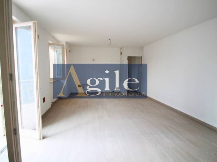 Appartamento quadrilocale in vendita in via Salerno, Ascoli Piceno