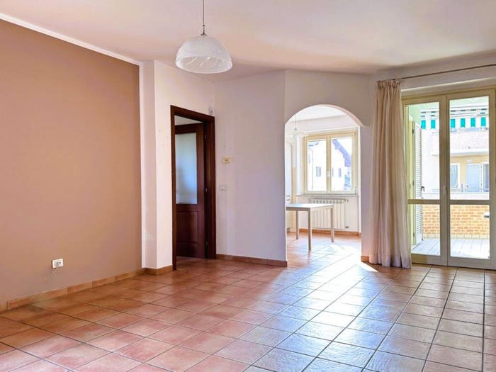 Appartamento quadrilocale in vendita in Via Cotonificio, Centro, Strambino