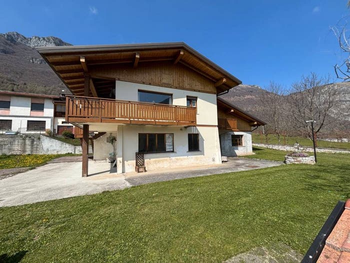 Casa trilocale in vendita in Podenzoi, Longarone