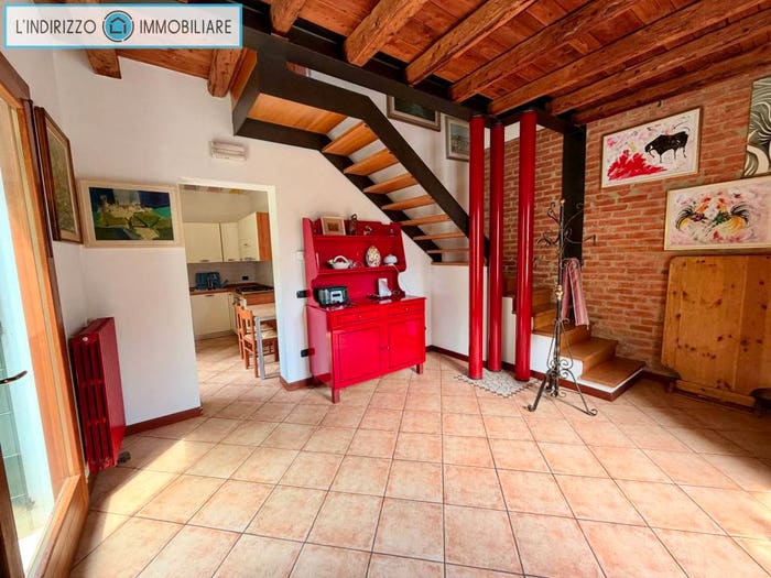 Casa quadrilocale in vendita in Via Monte Grappa, Centro, Noale