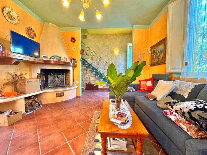 Casa con 6 locali in vendita in Via delle Ville, San Pietro a Vico San Cassiano, Lucca