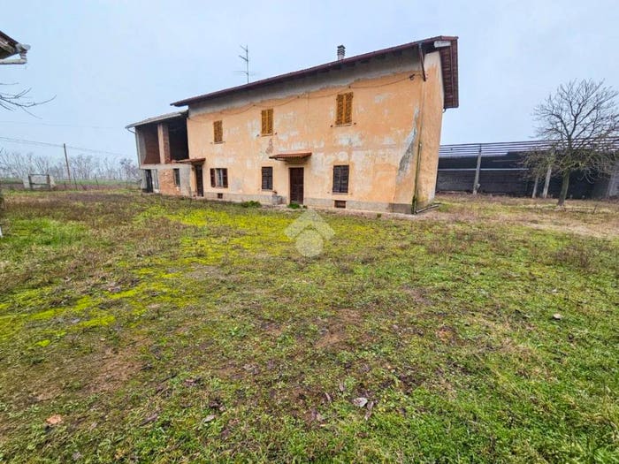 Casa con 6 locali in vendita in Strada statale bis dei Giovi, Ss Bis Dei Giovi, Bosco Marengo