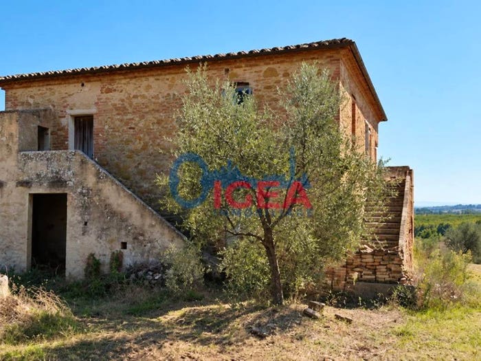 Casa con 6 locali in vendita in Via Massa Carrara, Centro, Torrita di Siena
