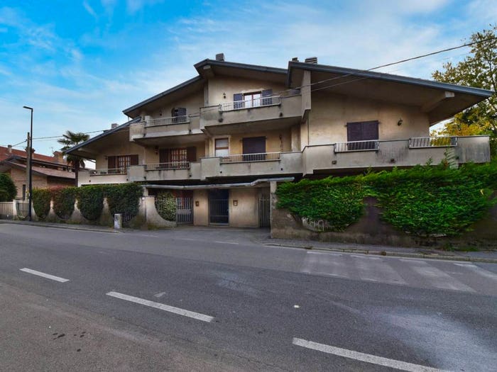 Appartamento trilocale in vendita in via Giuseppe verdi, Villaggio Del Sole, Limbiate