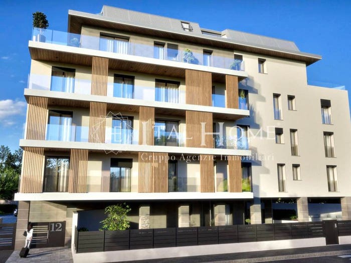 Appartamento quadrilocale in vendita in Piazza S Anna, Borgo Palazzo, Bergamo