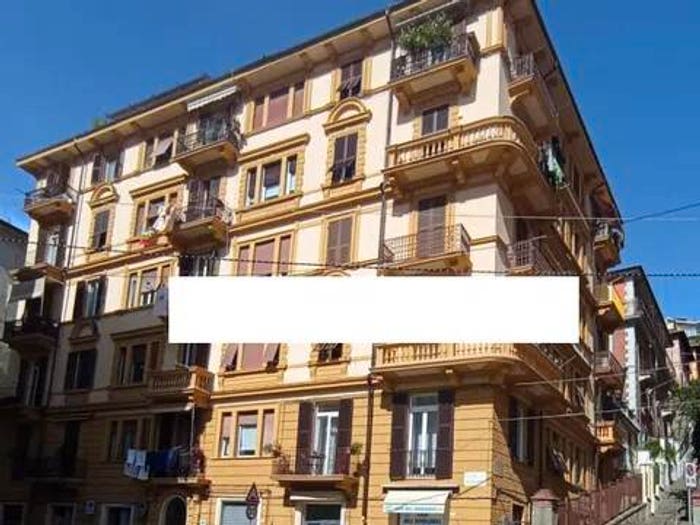 Appartamento trilocale in vendita in Via Xx Settembre, Centro Storico, La Spezia