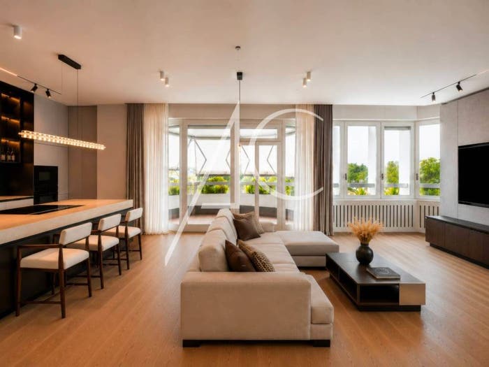 Appartamento con 5 locali in vendita in Via Ippodromo, Gallaratese, Milano