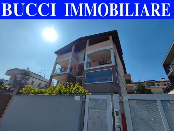 Appartamento con 6 locali in vendita in Via Niccolò Tommaseo, Montesilvano Colle, Montesilvano