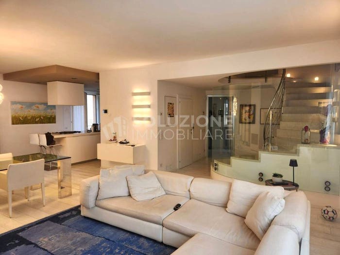 Appartamento con 5 locali in vendita in Viale Milano, Centro, Albino