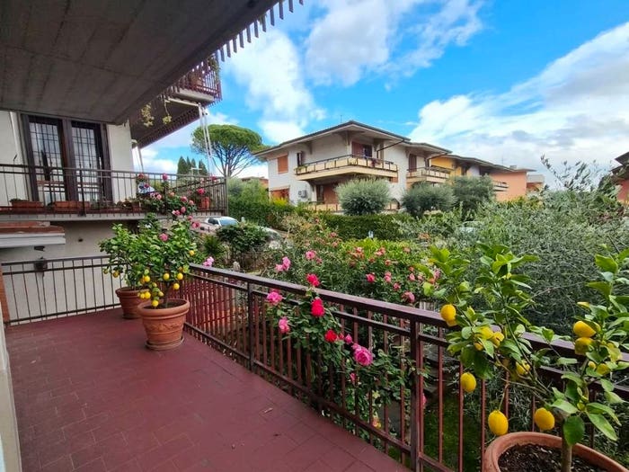 Appartamento con 5 locali in vendita in Via Vincenzo Bellini, MontecatiniTerme
