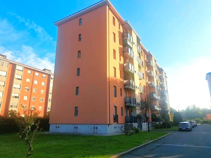 Appartamento trilocale in vendita in Via Ugo Betti, Gallaratese, Milano