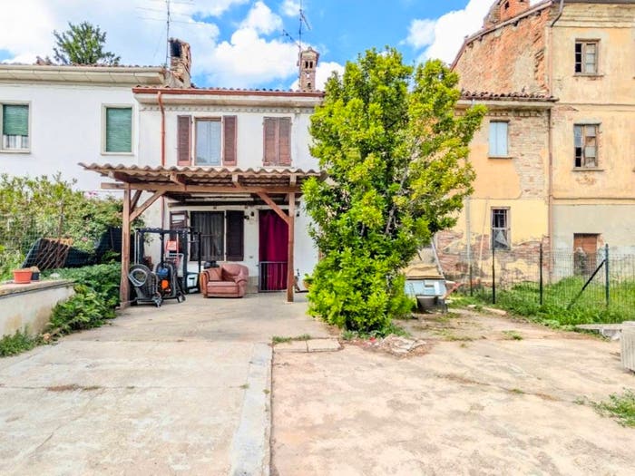 Casa trilocale in vendita in Robecco Pavese