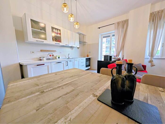 Appartamento quadrilocale in vendita in Via Gerolamo Cardano, Marconi, Roma